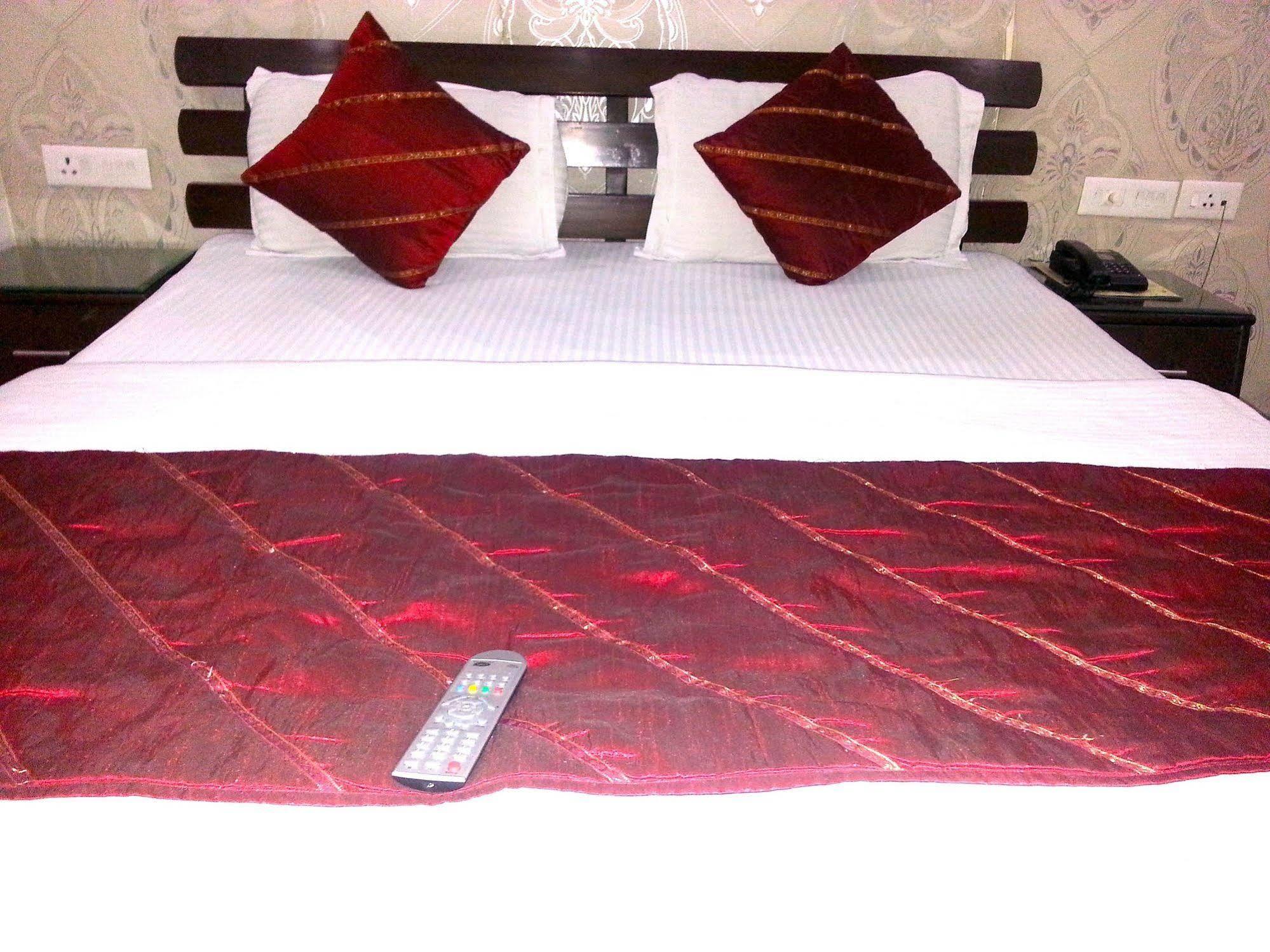 Hotel O Hotel Vista Inn Delhi  Exterior photo